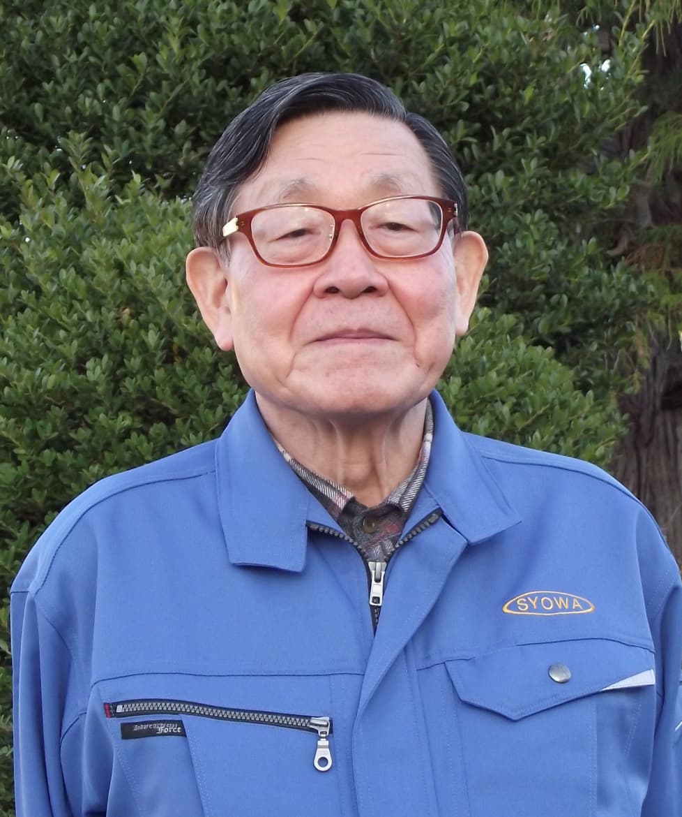 代表取締役会長　植山 源一郎